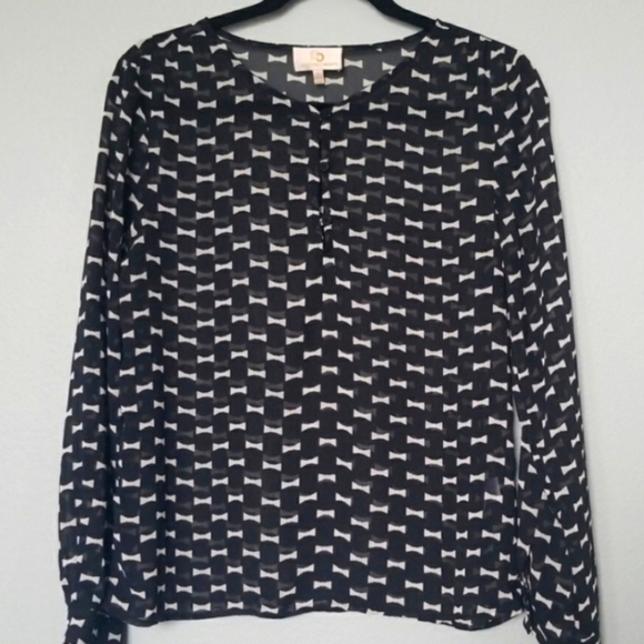 Collective concepts roll tab sleeve blouse small - Picture 1 of 9